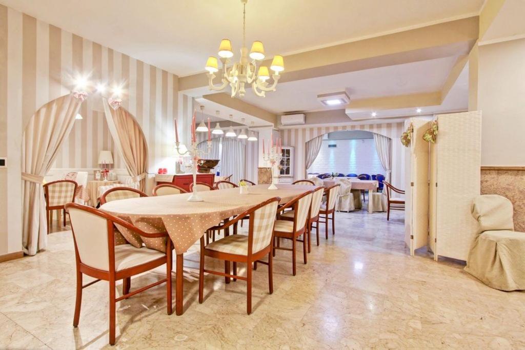 Hotel La Maison Delle Terme Тиволи-Терме Экстерьер фото